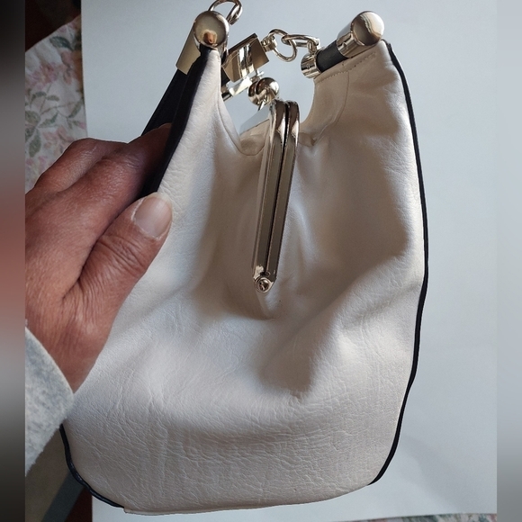 Vintage* Kate Hill Winter White Handbag/Purse - Picture 3 of 15